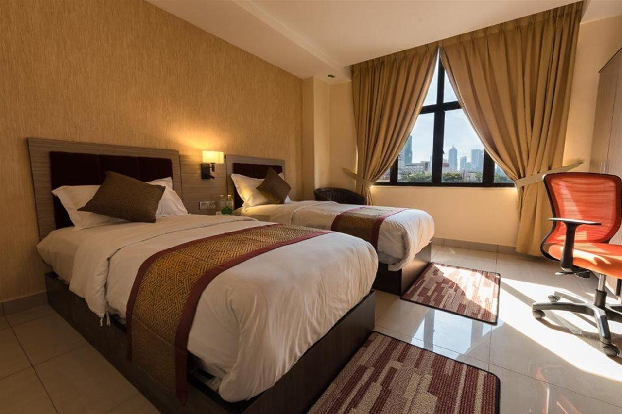 Dolphin Hotel, Chow Kit Куала-Лумпур Экстерьер фото